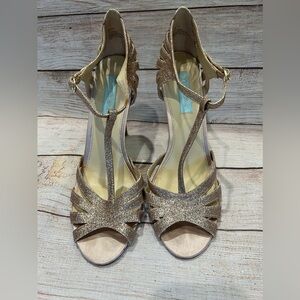 Blue By Betsey Johnson SB-Tee Champagne Glitter Dress Stiletto Heels WOMENS 10